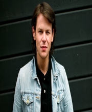 Christopher Kane Profile images